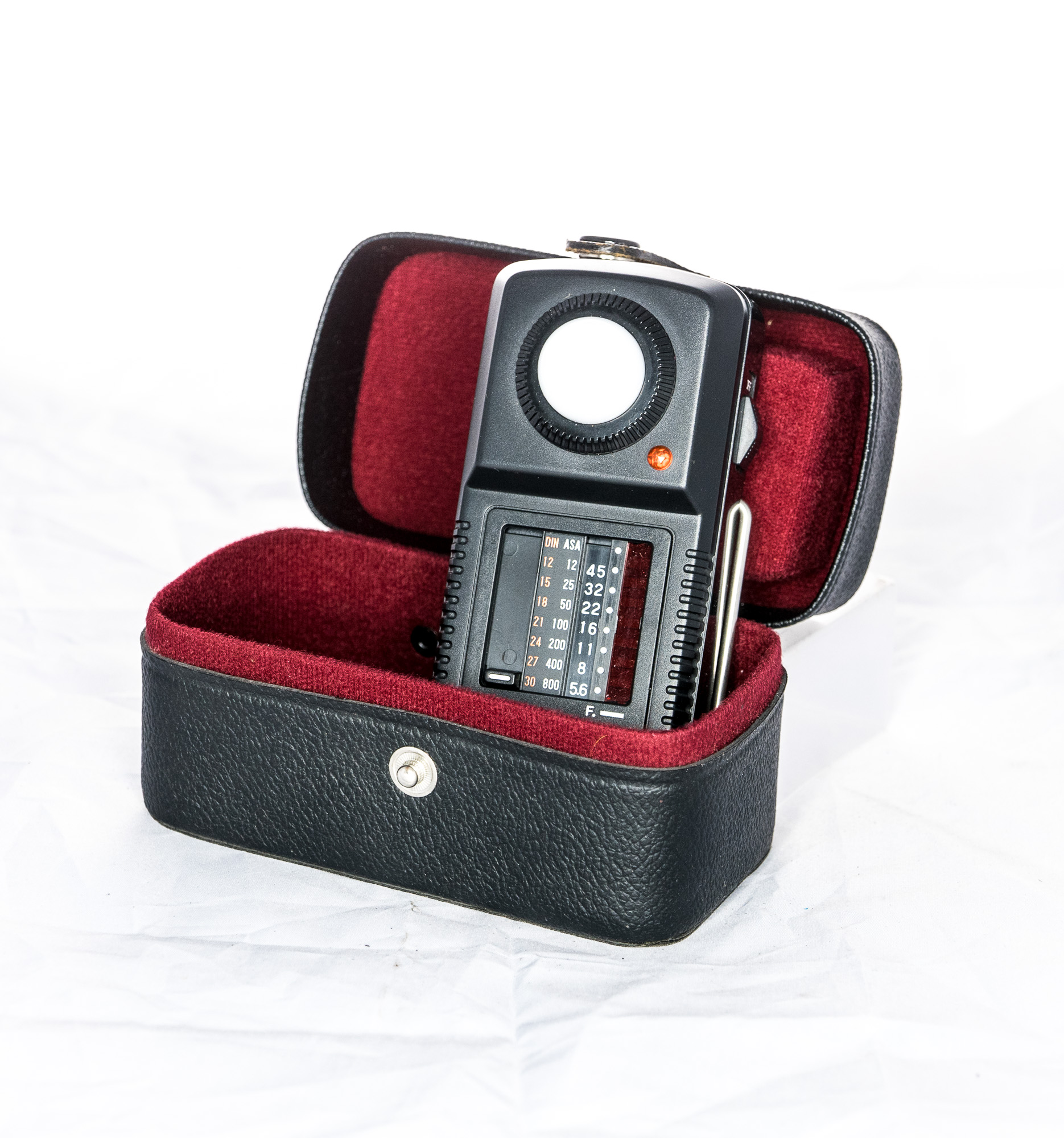 - by M Sotelano - 2000px - 021