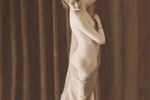 Victorian Nude Mood - 19 Victorian Nude Mood - 19
